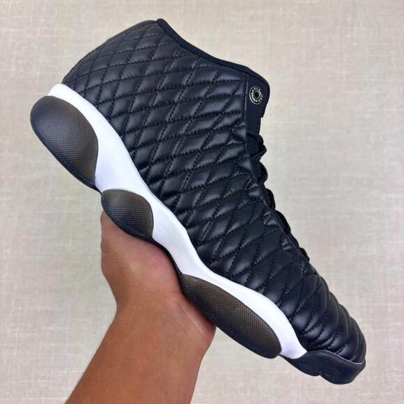 🏴☠️ 2016 Jordan Horizon Low “Black” 10M - Picture 1 of 6